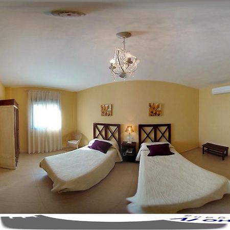 Apartamentos Sancho IV Кортегана Экстерьер фото