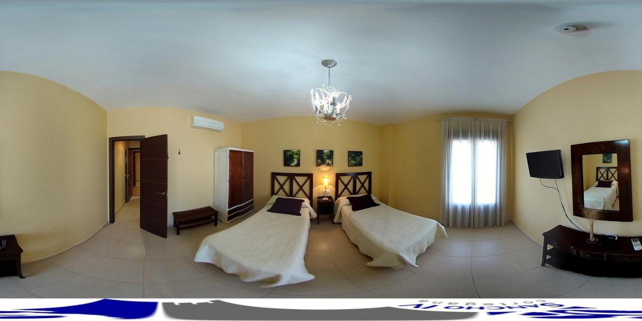 Apartamentos Sancho IV Кортегана Экстерьер фото