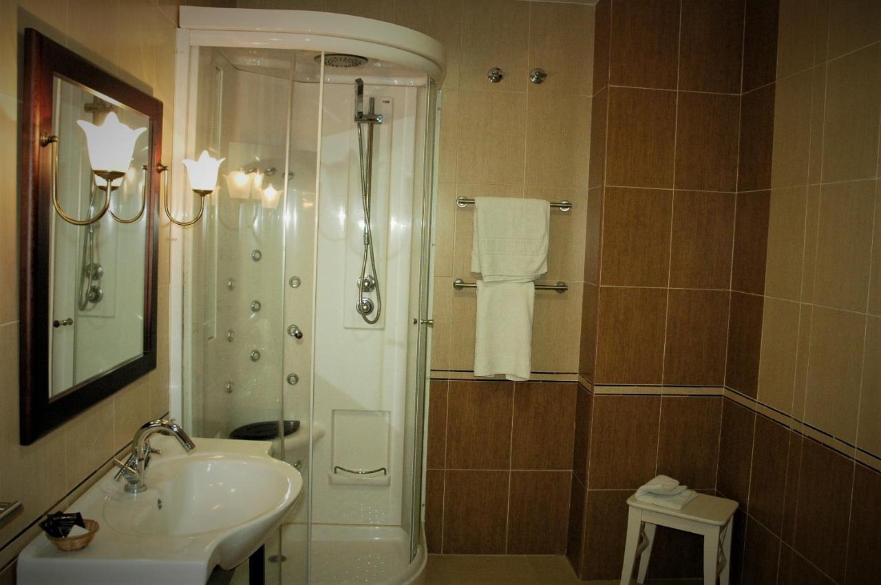Apartamentos Sancho IV Кортегана Экстерьер фото