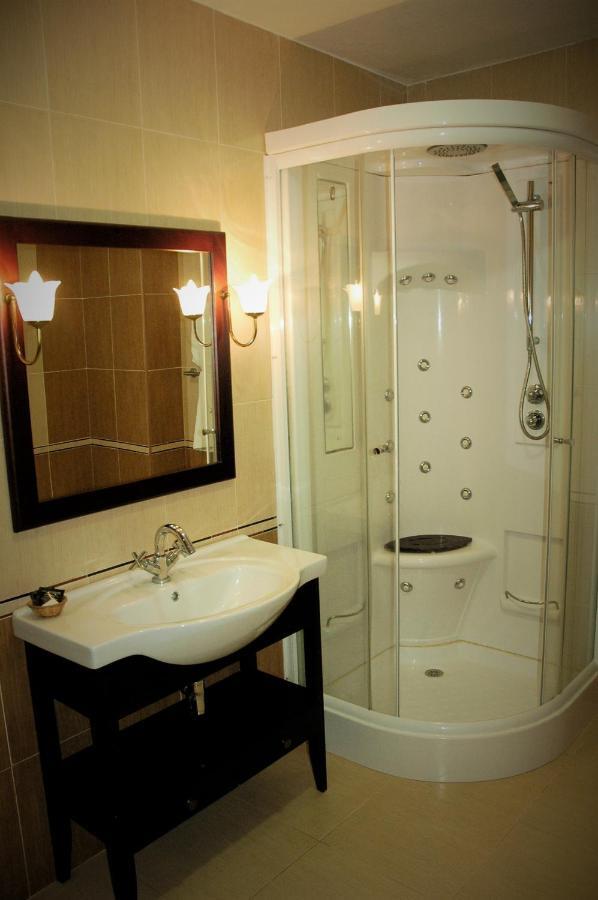 Apartamentos Sancho IV Кортегана Экстерьер фото