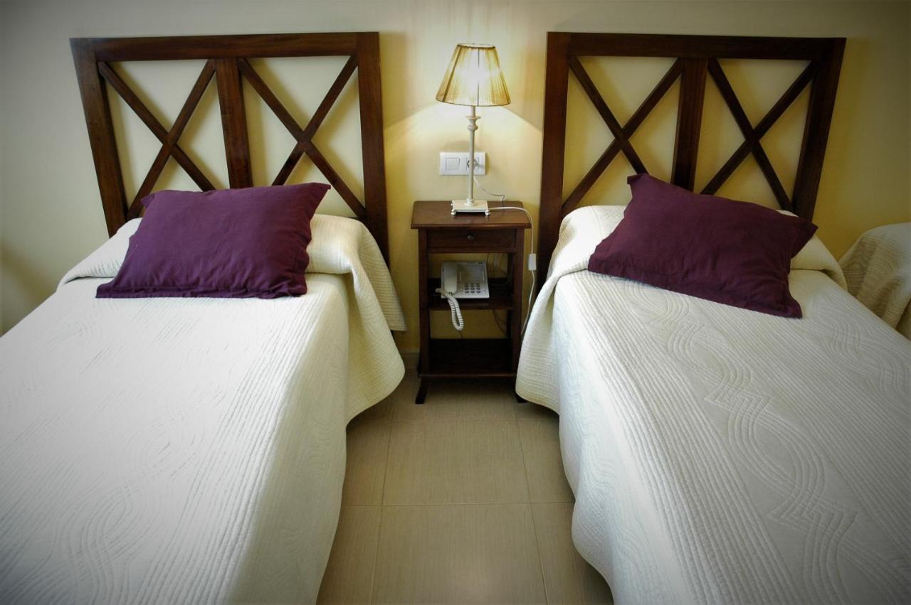 Apartamentos Sancho IV Кортегана Экстерьер фото