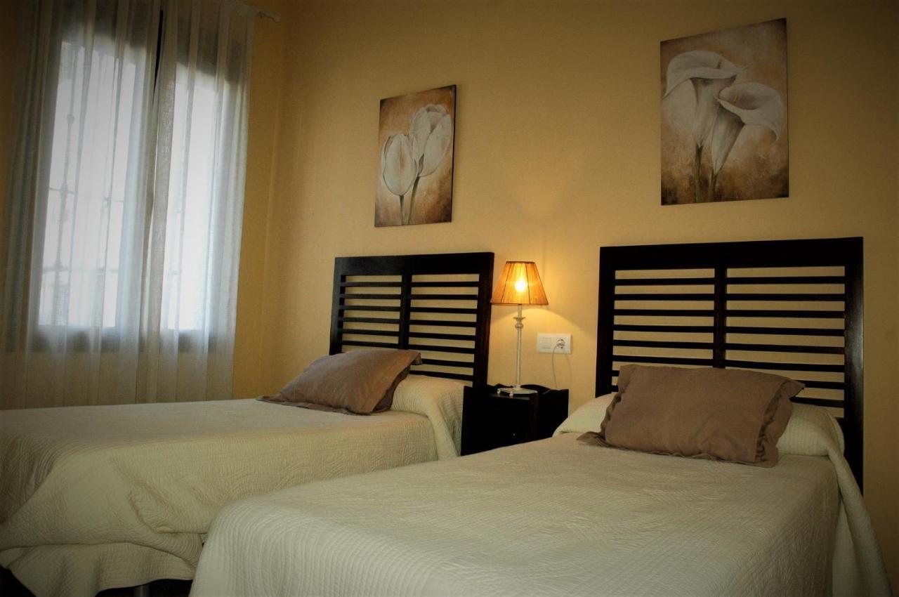 Apartamentos Sancho IV Кортегана Экстерьер фото